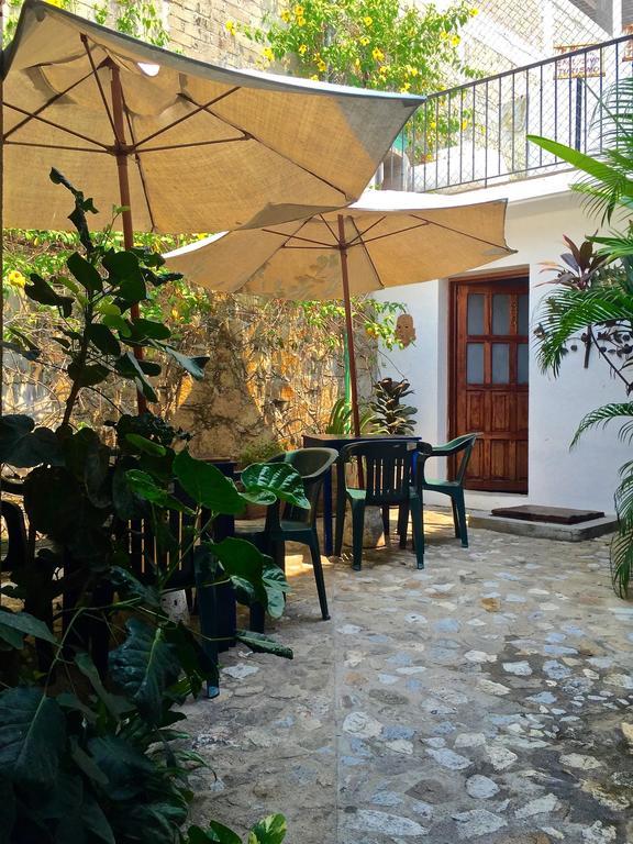 Hotel Mayflower Puerto Escondido  Exterior foto