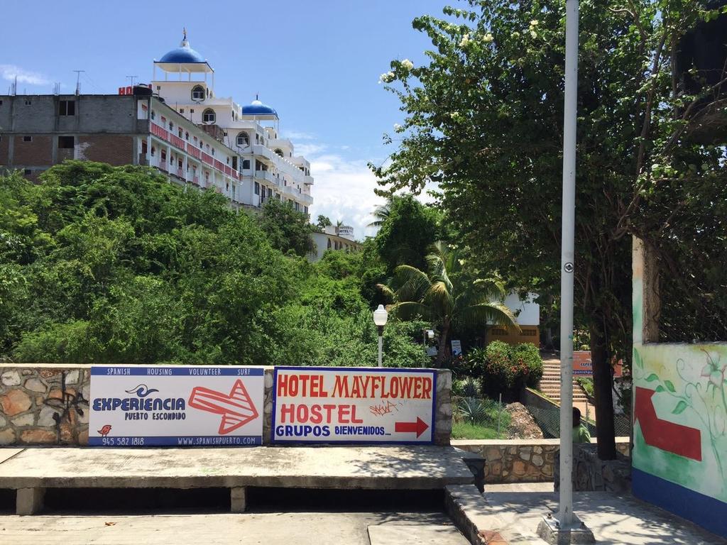 Hotel Mayflower Puerto Escondido  Exterior foto